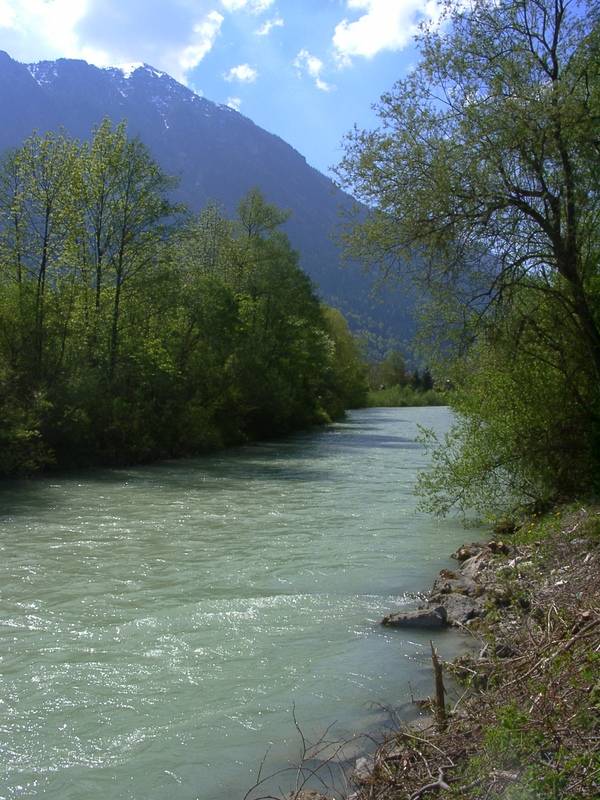 Oberau, Blick flussaufwärts