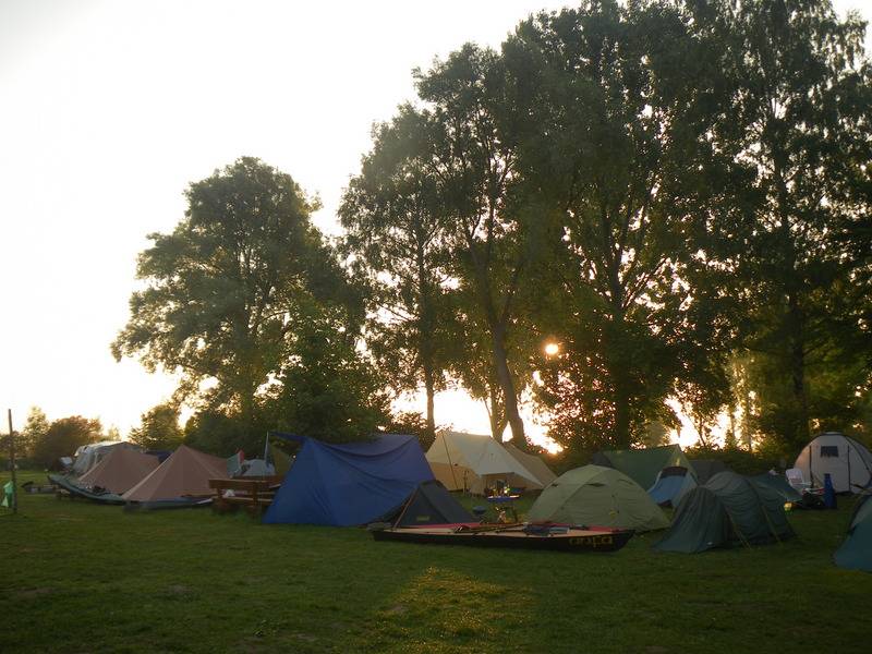 Morgenstimmung auf dem Campingplatz