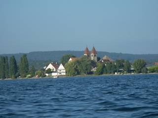 Reichenau aus der Ferne, Kirche Niederzell